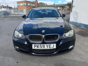 2009 BMW 3 Series 2.0 320d Es Euro 5 4dr in Black — image 2
