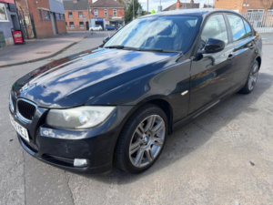 2009 BMW 3 Series 2.0 320d Es Euro 5 4dr in Black — image 4