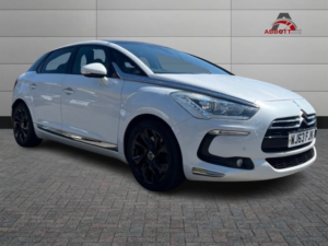 2013 Citroen Ds5 2.0 Hdi Dsport in White — image 3