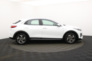 2022 Kia Xceed 1.0 T-Gdi 2 SUV 5dr Petrol Manual Euro 6 (s/s) (118 Bhp) in White — image 2