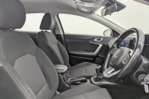 2022 Kia Xceed 1.0 T-Gdi 2 SUV 5dr Petrol Manual Euro 6 (s/s) (118 Bhp) in White — image 3