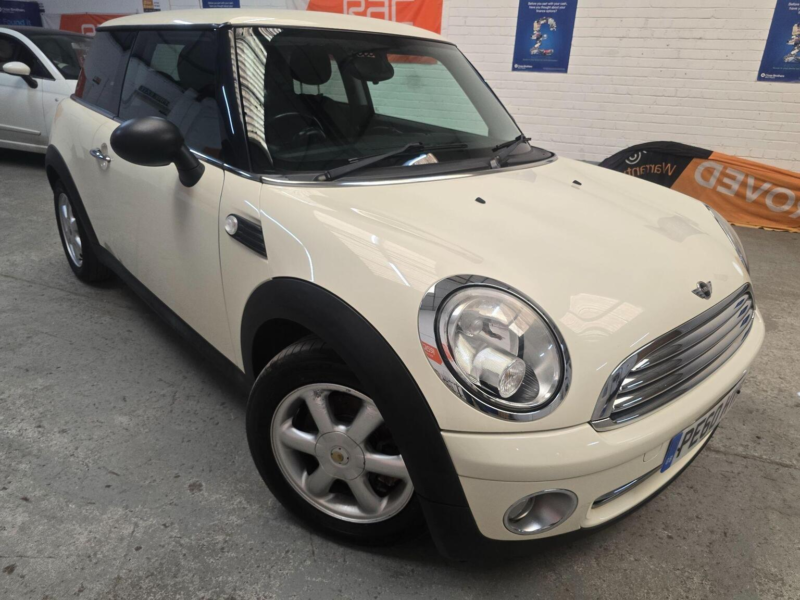 2010 MINI Hatch 1.6 One Euro 5 3dr in White — image 1
