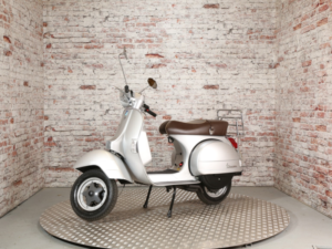 2016 Piaggio Vespa in Grey — image 5