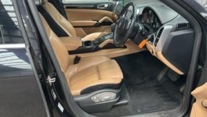 2014 Porsche Cayenne 3.0 Td V6 Platinum Edition Tiptronics 4WD Euro 6 (s/s) 5dr in Black — image 2