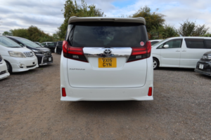 2015 Toyota Alphard 30 Series 2.5 S 7 Seats in White — image 5
