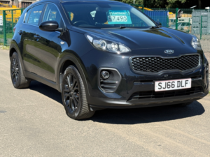 2016 Kia Sportage 1.7 Crdi 1 SUV 5dr Diesel Manual Euro 6 (s/s) (114 Bhp) in Black — image 3