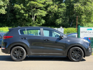 2016 Kia Sportage 1.7 Crdi 1 SUV 5dr Diesel Manual Euro 6 (s/s) (114 Bhp) in Black — image 4