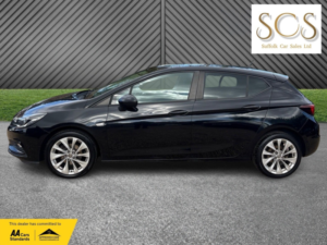 2018 Vauxhall Astra 1.4 I Tech Line Nav in Black — image 4