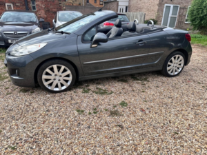 2012 Peugeot 207 Cc 1.6 Hdi Allure in Grey — image 4