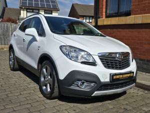 2013 Vauxhall Mokka 1.6 Se in White — image 3