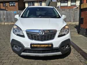 2013 Vauxhall Mokka 1.6 Se in White — image 4