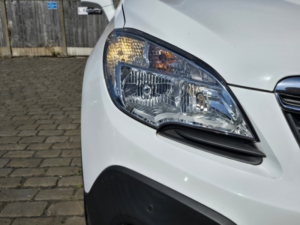 2013 Vauxhall Mokka 1.6 Se in White — image 6