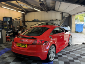 2013 Audi Tt 2.0 Tdi S Line in Red — image 5