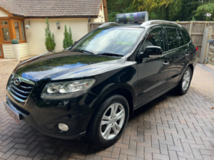 2010 Hyundai Santa Fe 2.2 Crdi Premium Auto 4x4 7 Seater in Black — image 3