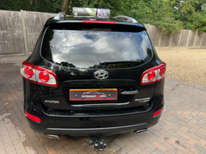 2010 Hyundai Santa Fe 2.2 Crdi Premium Auto 4x4 7 Seater in Black — image 6