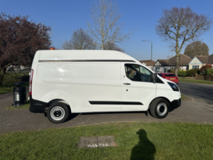 2022 Ford Transit Custom 2.0 Transit Custom Leader Van 320 L2 2.0l Ecoblue 130ps Fwd 6 Speed Manual in White — image 3