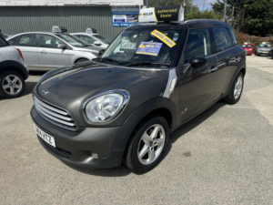 2014 MINI Countryman 1.6 Cooper D All4 Countryman in Grey — image 4