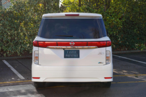 2012 Nissan Elgrand 2.5 Highway Star 5dr 7 Seats in White — image 6