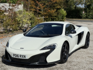 2016 Mclaren 650s 3.8 T V8 in White — image 4