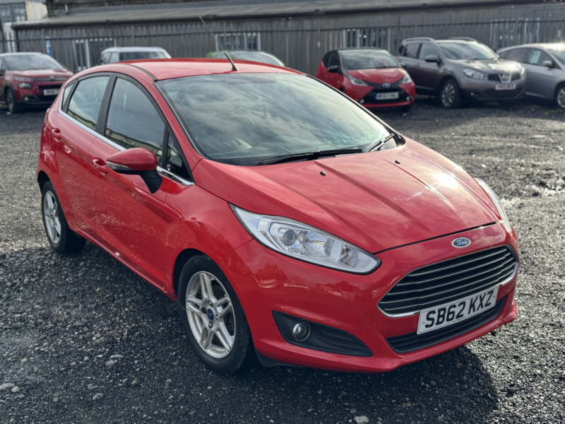 2012 Ford Fiesta 1.3 Zetec in Red — image 1