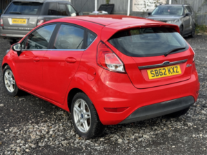 2012 Ford Fiesta 1.3 Zetec in Red — image 5