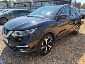 2018 Nissan Qashqai 1.5 Dci Tekna Euro 6 (s/s) 5dr in Black — image 3