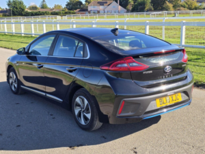 2018 Hyundai Ioniq 1.6 H-Gdi Premium Dct Euro 6 (s/s) 5dr in Black — image 5