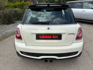 2012 MINI Hatch 1.6 Cooper S Hatch in White — image 2