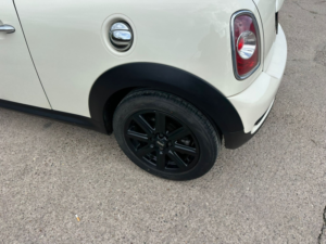 2012 MINI Hatch 1.6 Cooper S Hatch in White — image 4