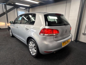 2012 Volkswagen Golf 2.0 Tdi Match DSG Euro 5 5dr — image 4