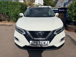 2018 Nissan Qashqai 1.2 Dig-T Tekna SUV 5dr Petrol Manual Euro 6 (s/s) (115 Ps) in White — image 6