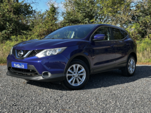 2014 Nissan Qashqai 1.2 Dig-T Acenta Premium in Blue — image 3