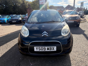 2009 Citroen C1 1.0i Vtr Euro 4 5dr in Black — image 5