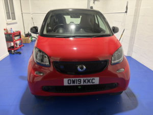 2019 Smart Fortwo 17.6kwh Prime in Black — image 2