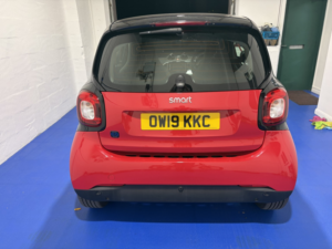 2019 Smart Fortwo 17.6kwh Prime in Black — image 6