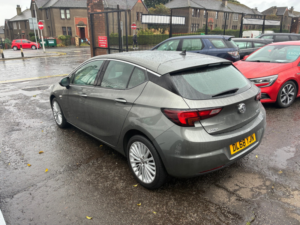 2018 Vauxhall Astra 1.0i Turbo Ecotec Elite Nav Hatchback 5dr Petrol Manual Euro 6 (s/s) (105 Ps) in Grey — image 5