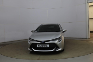 2019 Toyota Corolla 1.8 Vvt-H Icon Tech Touring Sports CVT Euro 6 (s/s) 5dr in Silver — image 2