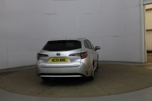 2019 Toyota Corolla 1.8 Vvt-H Icon Tech Touring Sports CVT Euro 6 (s/s) 5dr in Silver — image 4