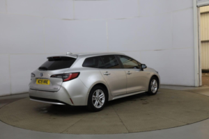 2019 Toyota Corolla 1.8 Vvt-H Icon Tech Touring Sports CVT Euro 6 (s/s) 5dr in Silver — image 6