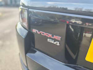 2012 Land Rover Range Rover Evoque 2.0 Si4 Dynamic in Black — image 5