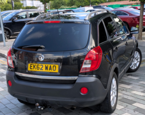 2012 Vauxhall Antara 2.2 Cdti Exclusiv in Black — image 4
