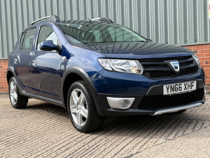 2016 Dacia Sandero Stepway 1.5 Dci Ambiance Euro 6 (s/s) 5dr in Blue — image 6