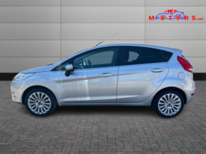 2010 Ford Fiesta 1.4 Titanium in Silver — image 4