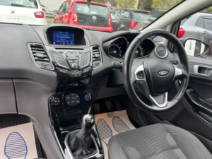 2017 Ford Fiesta 1.3 Zetec in Blue — image 3