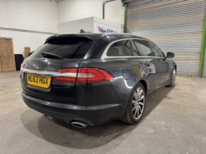 2013 Jaguar Xf 2.2 D Premium Luxury in Grey — image 4