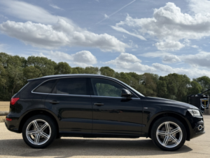 2016 Audi Q5 2.0 Tdi S Line Plus in Black — image 2