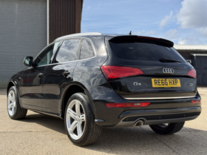 2016 Audi Q5 2.0 Tdi S Line Plus in Black — image 5