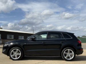 2016 Audi Q5 2.0 Tdi S Line Plus in Black — image 6