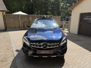 2017 Mercedes-Benz Gla 2.1 Gla220d Amg Line Premiun 4-Matic in Blue — image 3
