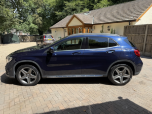 2017 Mercedes-Benz Gla 2.1 Gla220d Amg Line Premiun 4-Matic in Blue — image 6